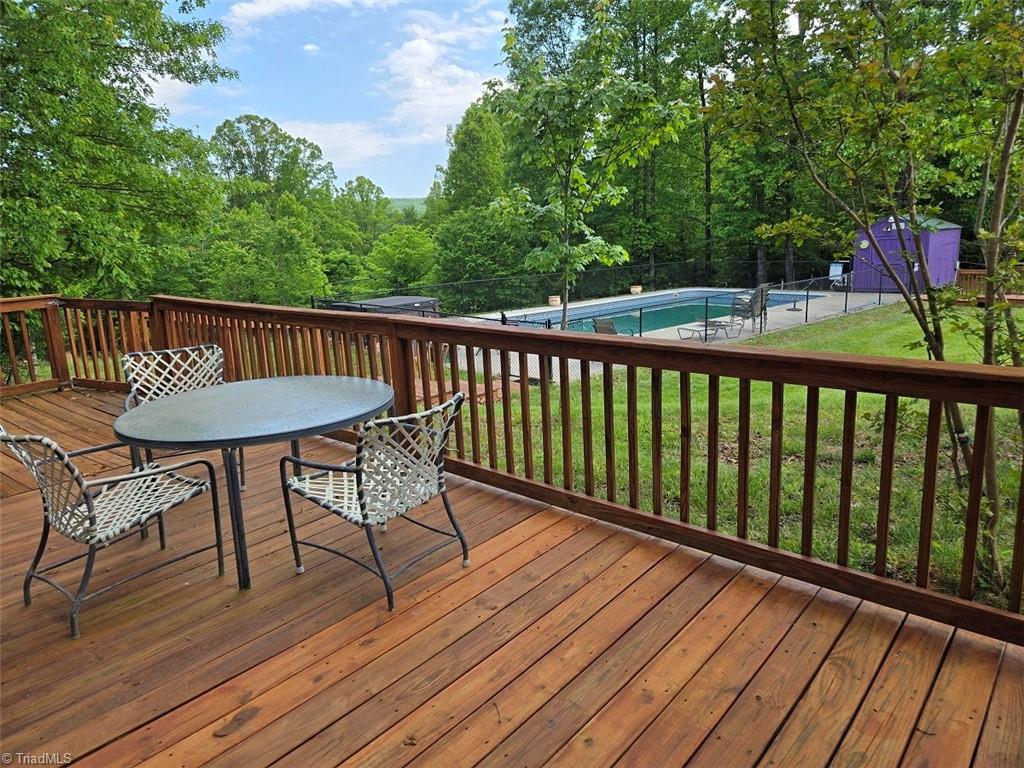 1984 Horseshoe Road Westfield, NC 27053 - Photo 31 of 47