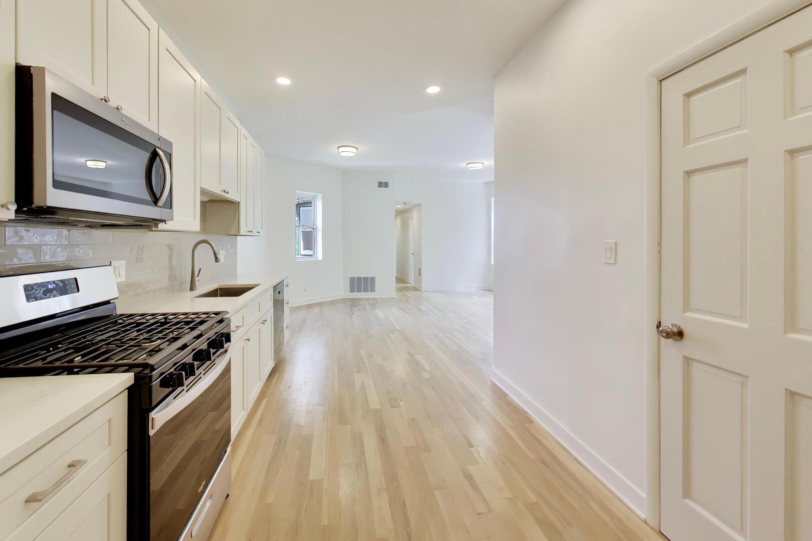 5714 South Prairie Avenue Chicago, IL 60637 - Photo 9 of 49