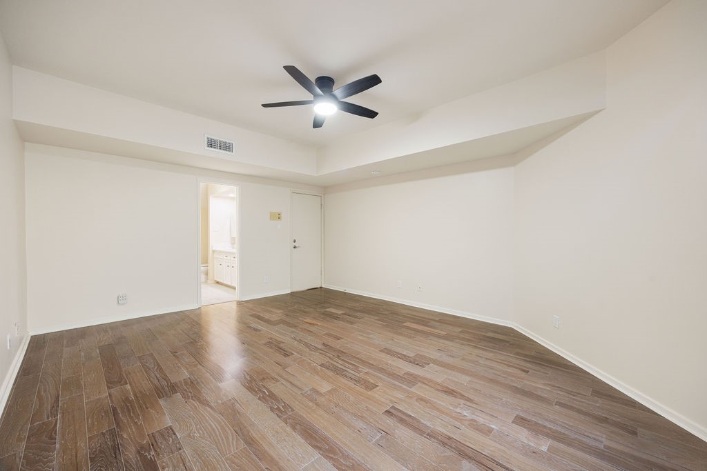 1856 South Gessner Road Houston, TX 77063 - Photo 14 of 24