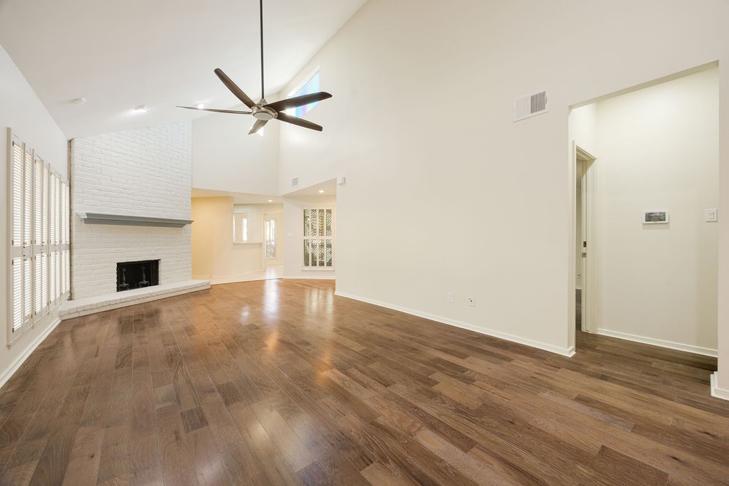 1856 South Gessner Road Houston, TX 77063 - Photo 5 of 24