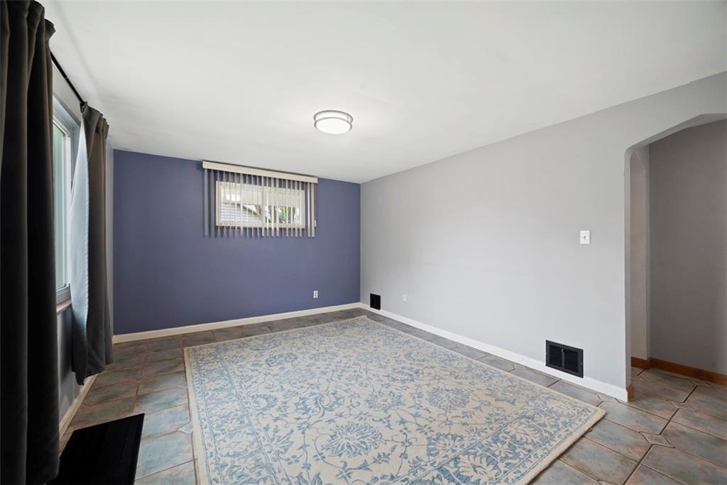 3075 Mt Troy Road Pittsburgh, PA 15212 - Photo 8 of 35 Gallery Image 8