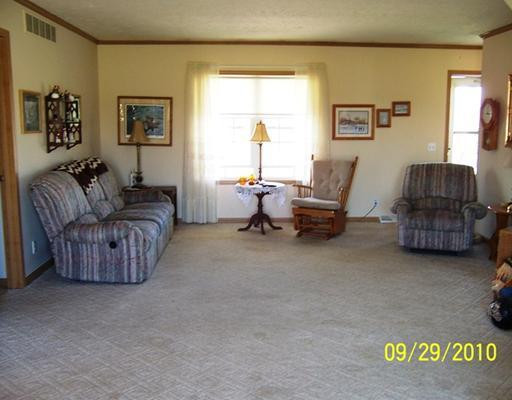 9555 Clinton Road Manchester, MI 48158 - Photo 3 of 10 Photo 3