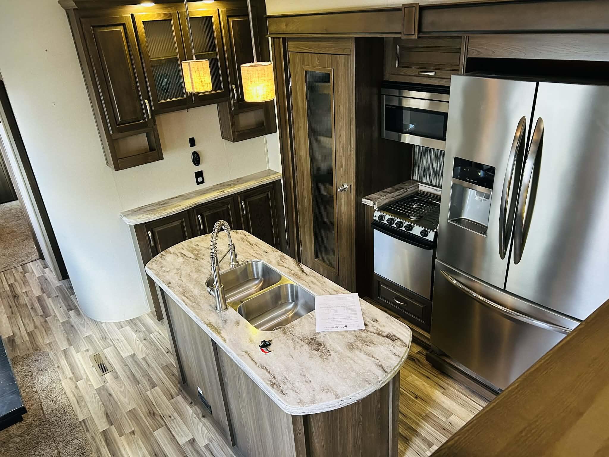 8303 West Royal Road, Unit 49 Canadian Lakes, MI 49346 - Photo 11 of 36 633c275c-5478-4661-9d88-c6e5a820404b