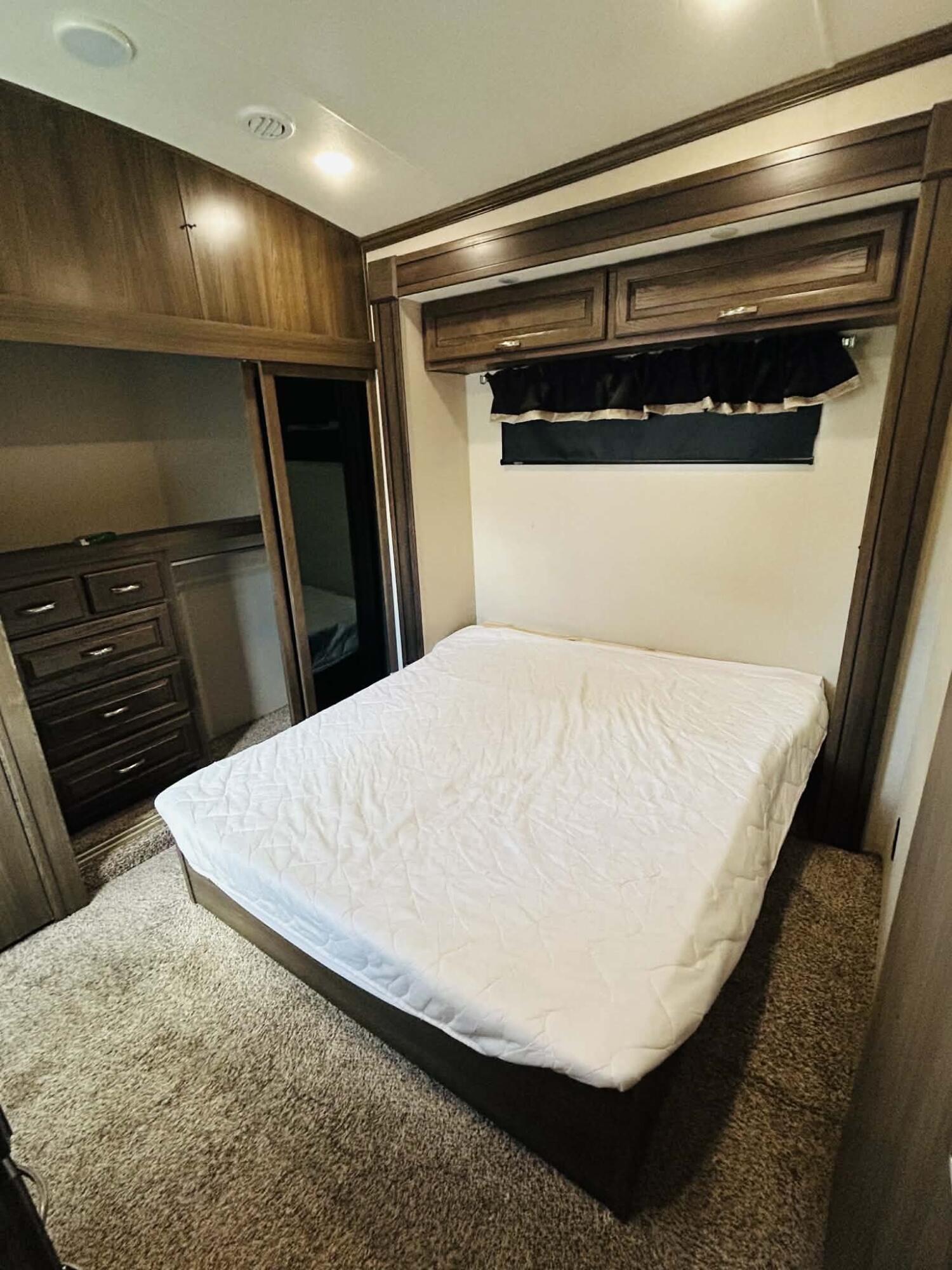 8303 West Royal Road, Unit 49 Canadian Lakes, MI 49346 - Photo 14 of 36 b006ecaa-de99-4591-b102-b170b371987c