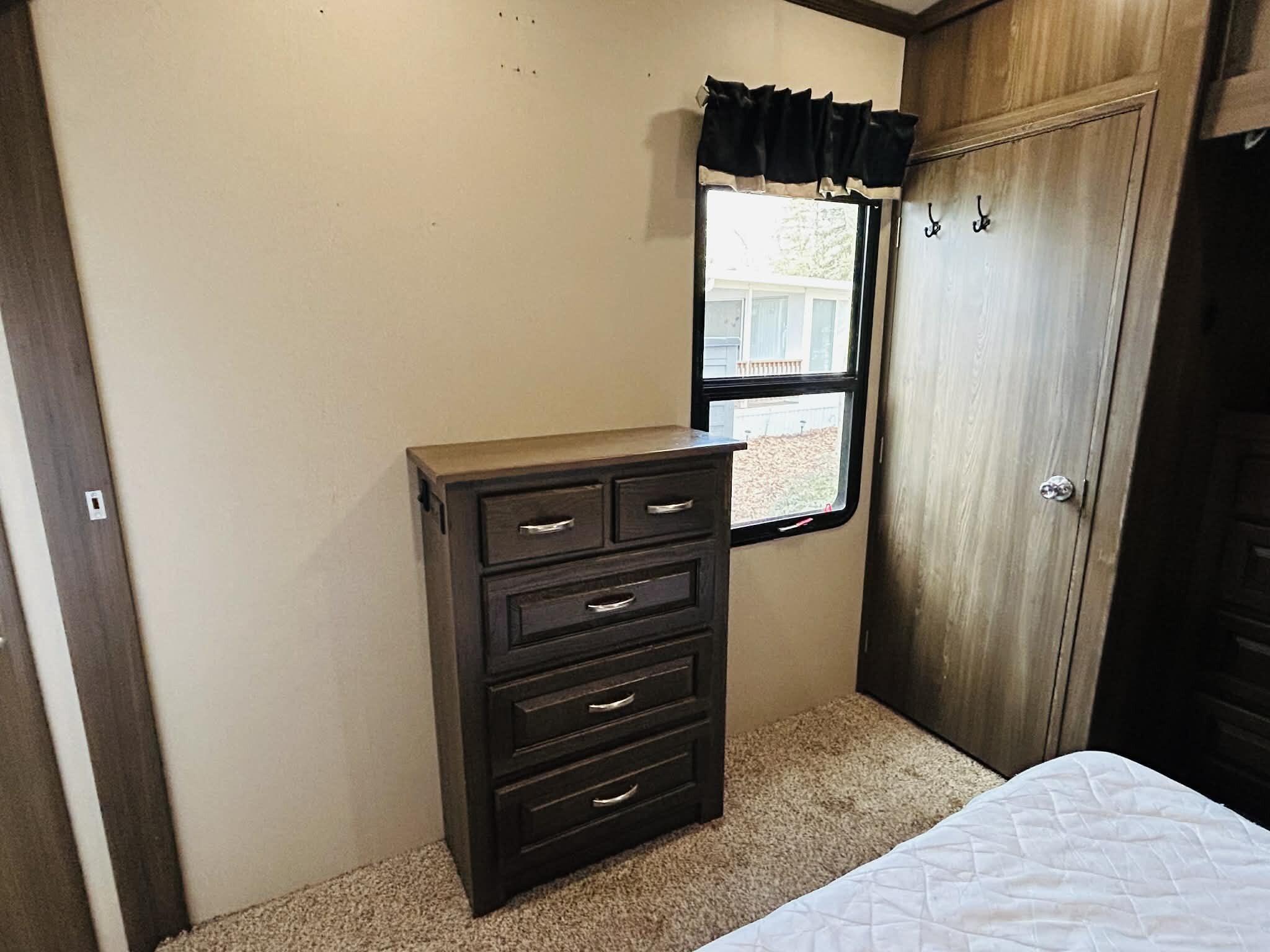 8303 West Royal Road, Unit 49 Canadian Lakes, MI 49346 - Photo 17 of 36 87b5eb66-24c7-4dbe-a38c-4bb082b65aa4