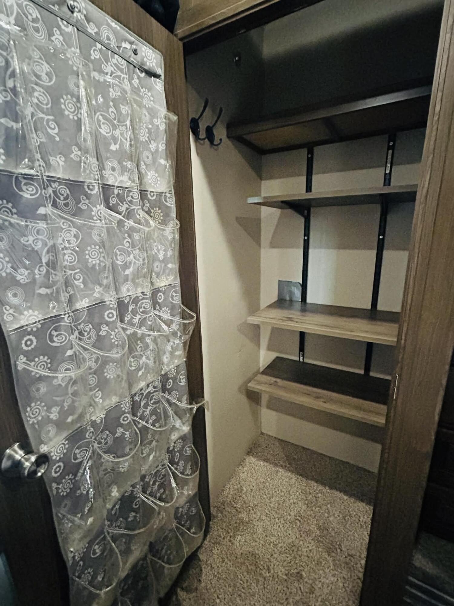 8303 West Royal Road, Unit 49 Canadian Lakes, MI 49346 - Photo 18 of 36 5af55f6b-2cd5-4bbe-8372-943a9269d532