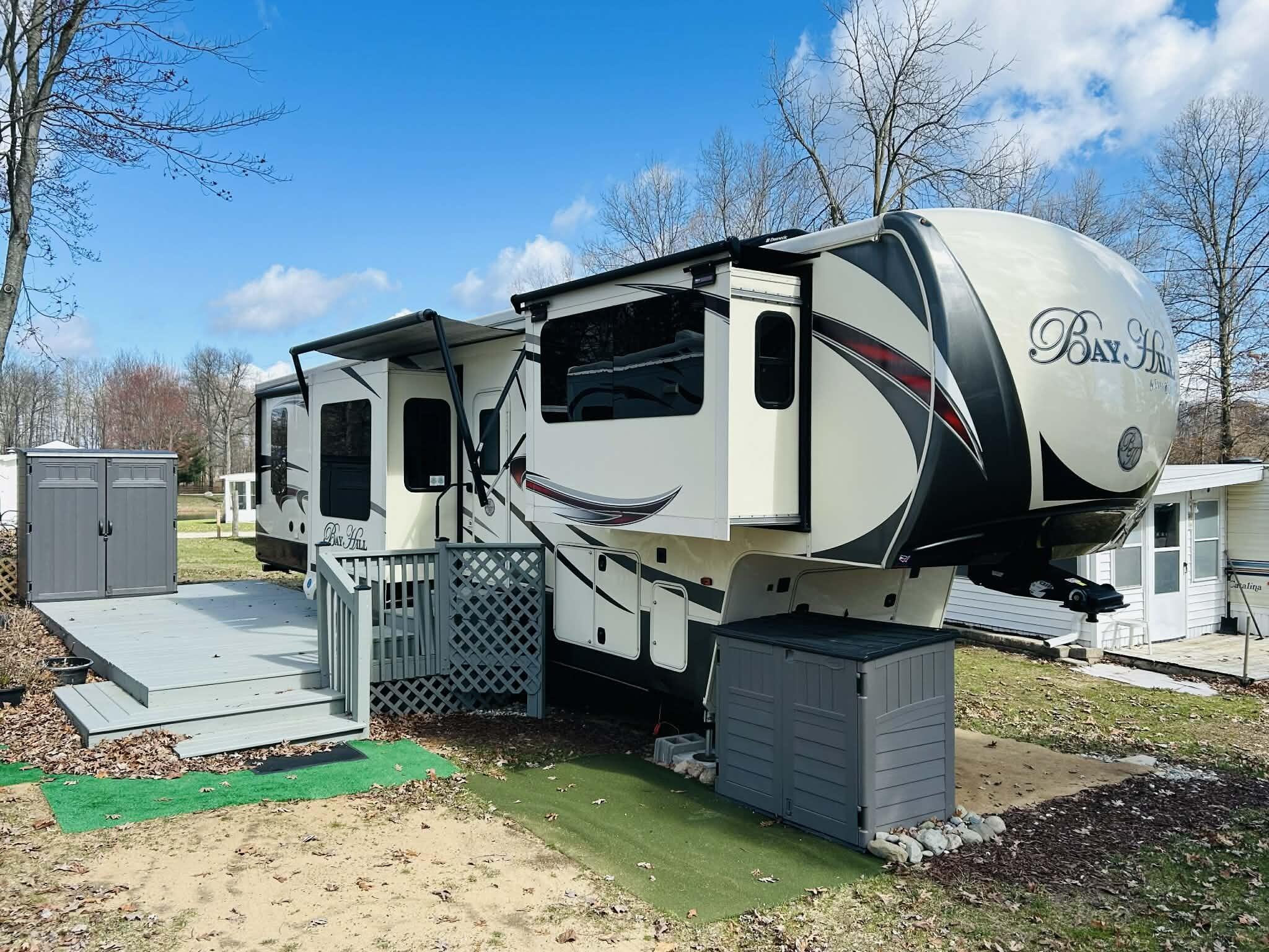 8303 West Royal Road, Unit 49 Canadian Lakes, MI 49346 - Photo 23 of 36 949bfea3-9fe7-44bf-8467-94c10e0aa9ad