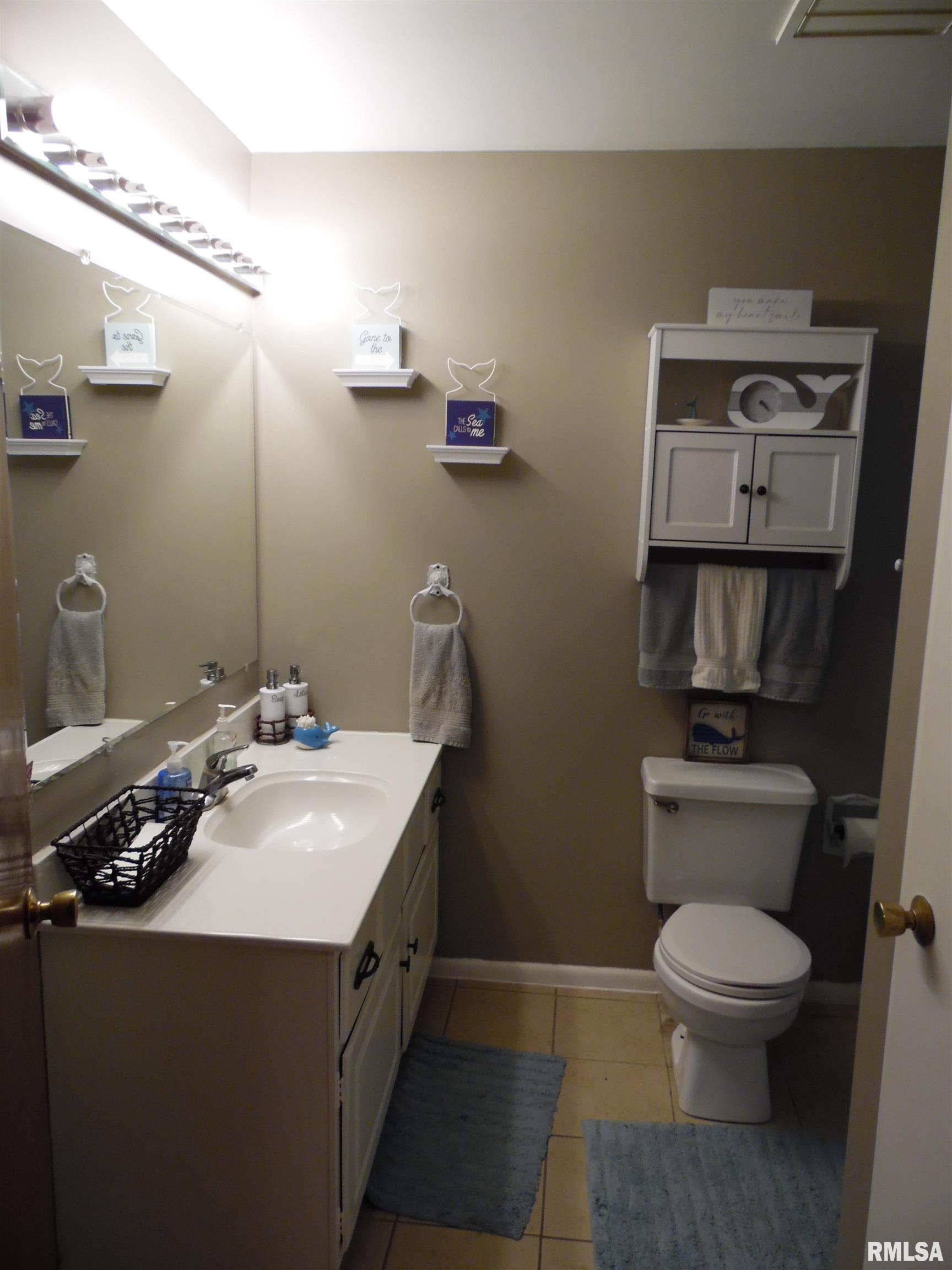 814 West Raven Road Peoria, IL 61615 - Photo 23 of 36 Gallery Image 23