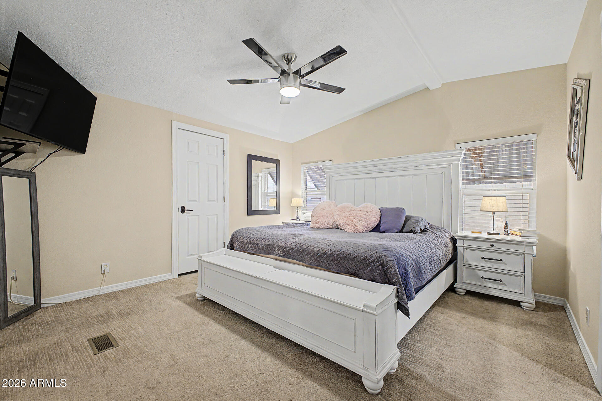 39809 North New River Road Phoenix, AZ 85086 - Photo 14 of 49 18 - New River