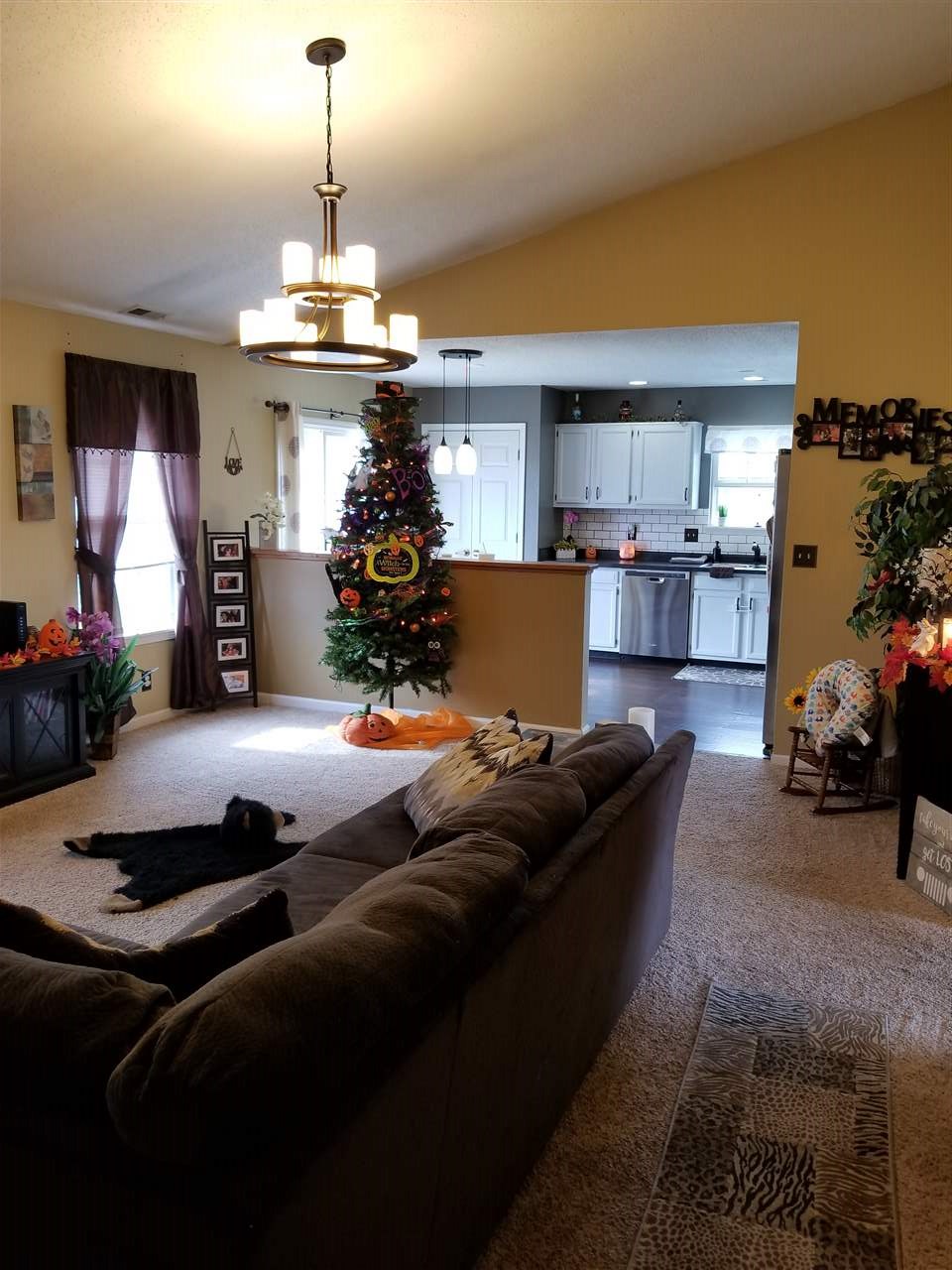 830 Springwater Road Kokomo, IN 46902 - Photo 4 of 14