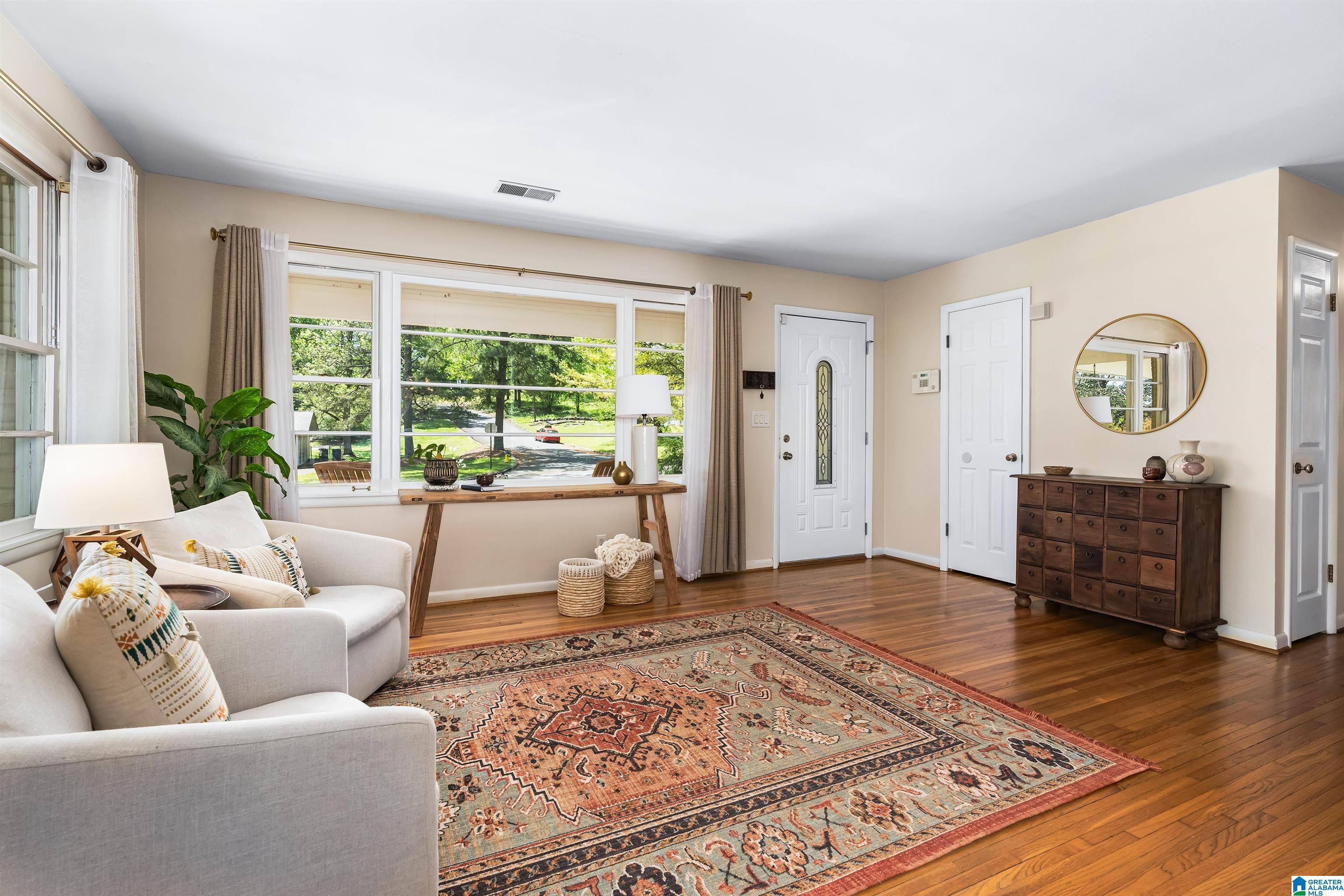 2201 Blue Ridge Boulevard Birmingham, AL 35226 - Photo 4 of 27