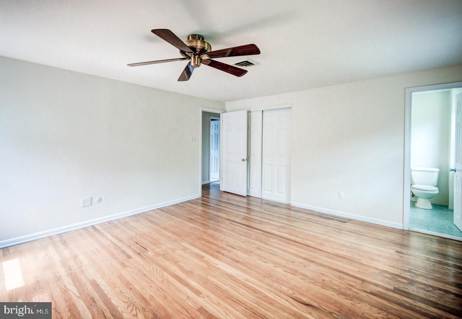 9 Morris Circle Wayne, PA 19087 - Photo 18 of 30 Primary Bedroom w/Full Bath