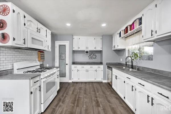 $325,000 | Undisclosed Address, Wasco, CA 93280