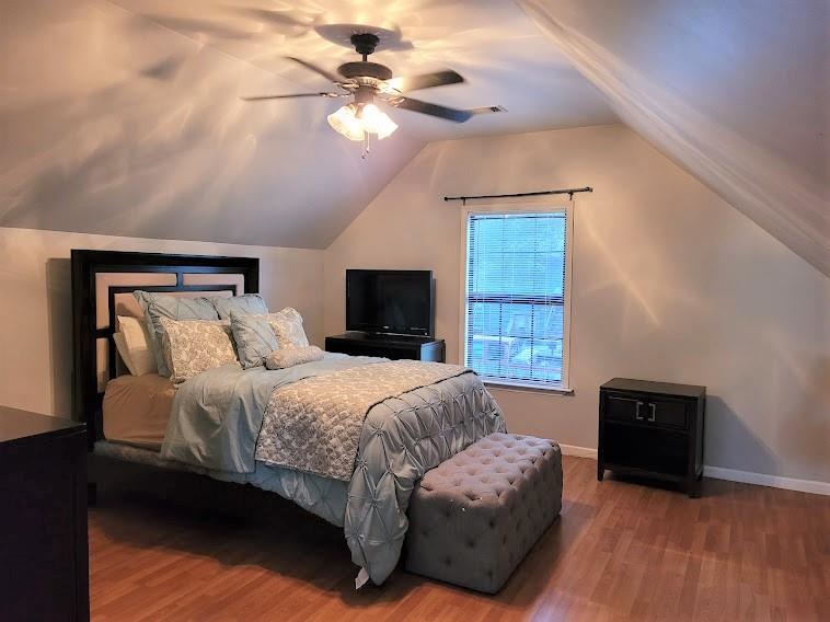 5285 Orangewood Road Memphis, TN 38134 - Photo 18 of 25 Another view of the great master upstairs.