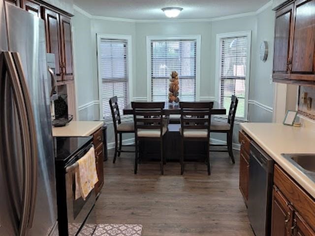 5285 Orangewood Road Memphis, TN 38134 - Photo 9 of 25 The galley style kitchen offers ample cabinetry and counter space. There is gas cooking, a new stainless Samsung dishwasher and the fridge is negotiable!