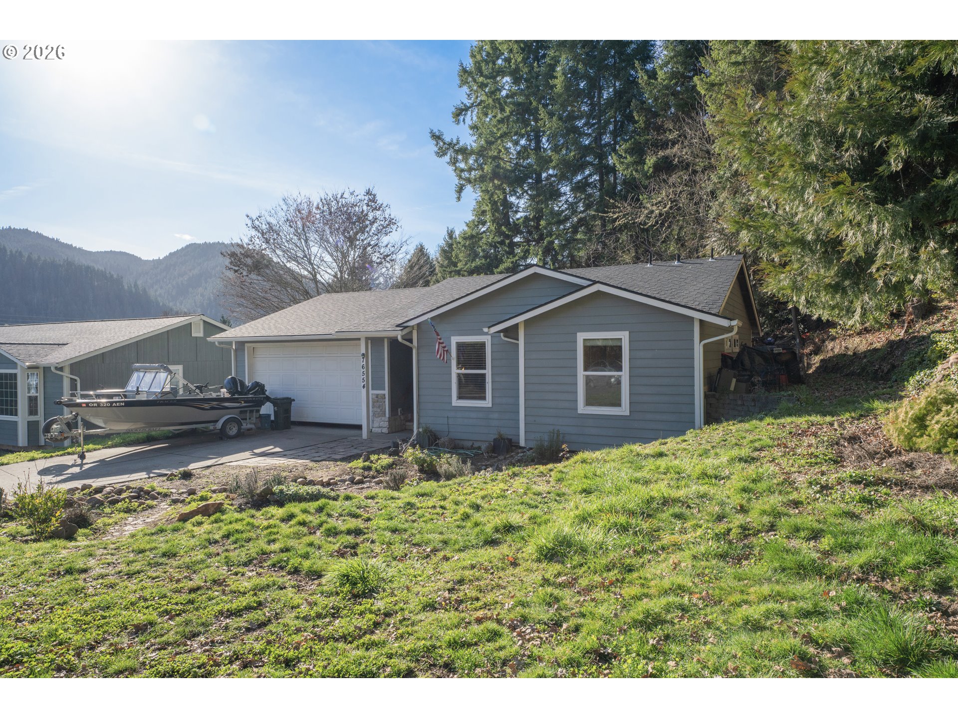 76554 Bobbe Way Oakridge, OR 97463 - Photo 13 of 26