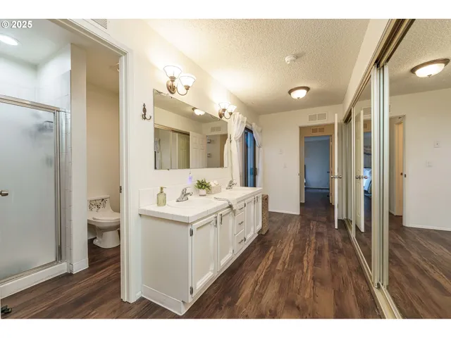 $334,900 | 13513 Northeast 22nd Street, Vancouver, WA 98682