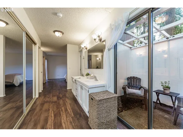 $334,900 | 13513 Northeast 22nd Street, Vancouver, WA 98682