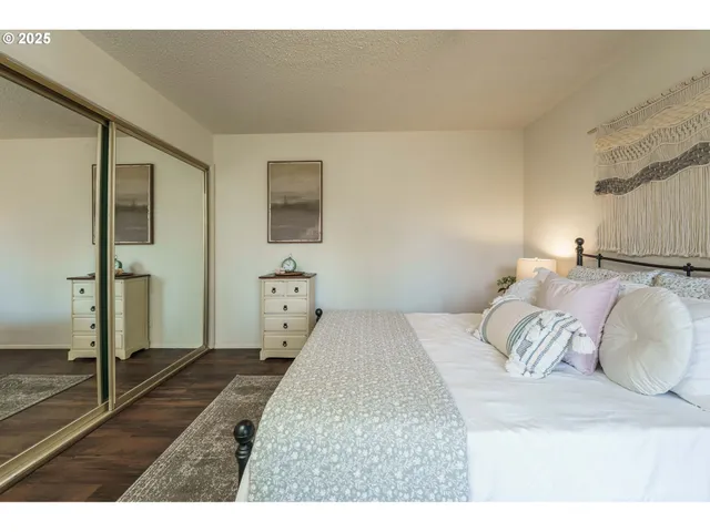 $334,900 | 13513 Northeast 22nd Street, Vancouver, WA 98682