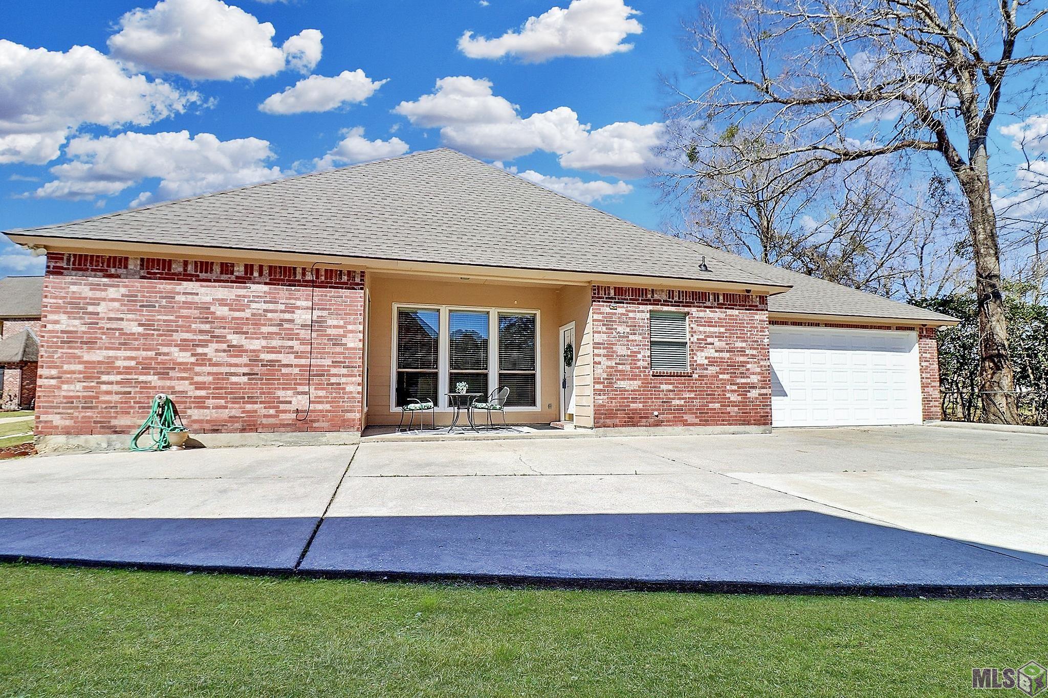 16545 Antioch Court St. George, LA 70817 - Photo 2 of 25