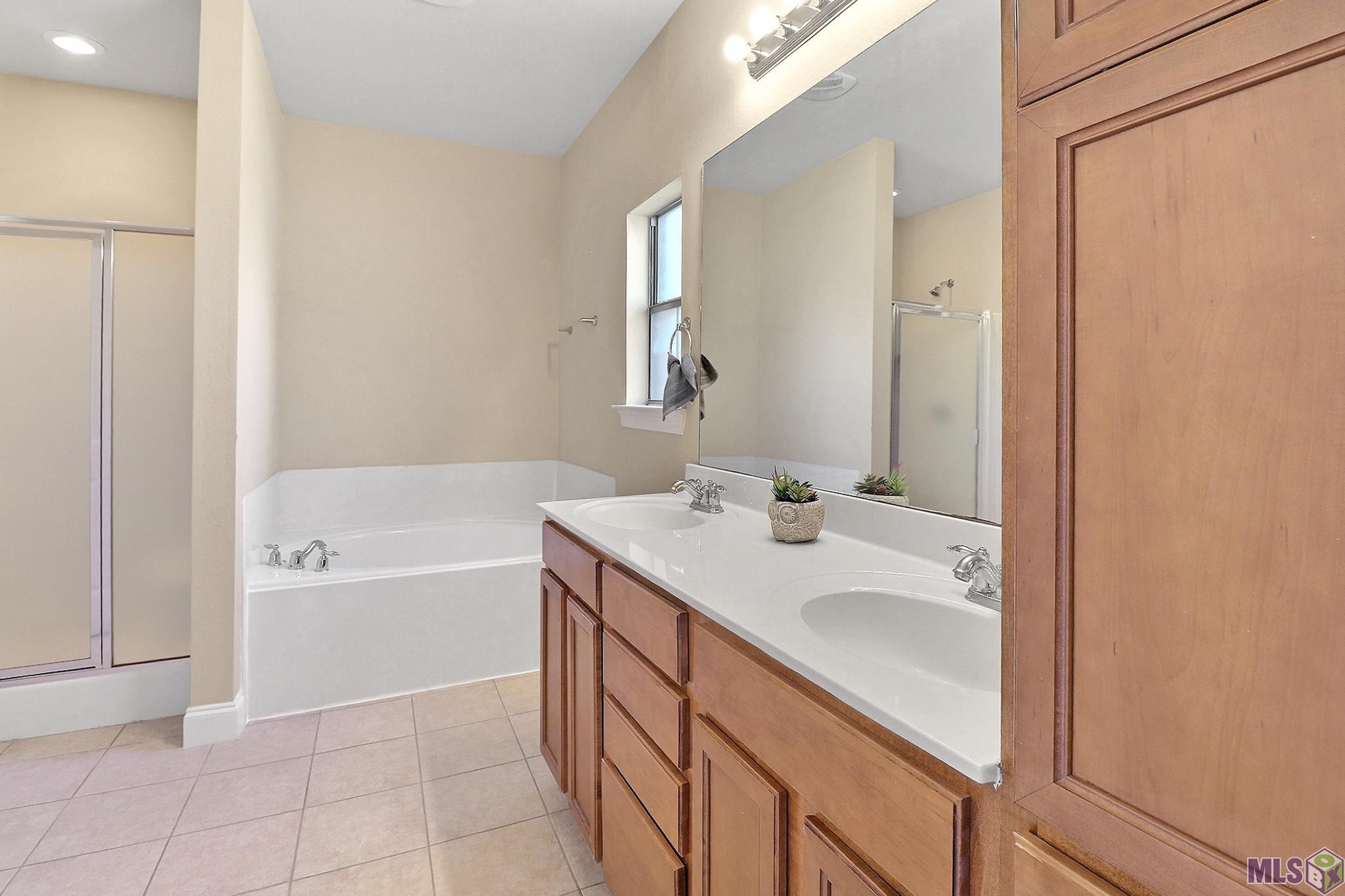 16545 Antioch Court St. George, LA 70817 - Photo 9 of 25