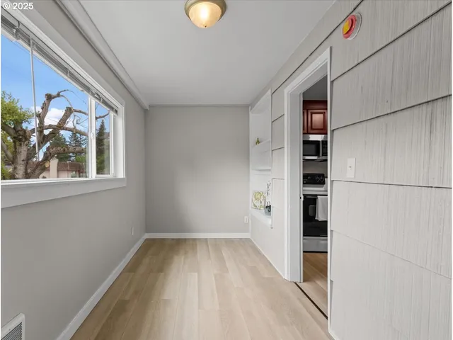 $825,000 | 234 Northeast Cleveland Avenue, Gresham, OR 97030