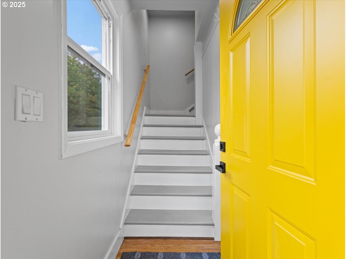 234 Northeast Cleveland Avenue Gresham, OR 97030 - Photo 24 of 37