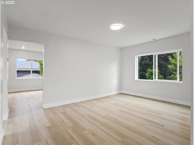 $825,000 | 234 Northeast Cleveland Avenue, Gresham, OR 97030