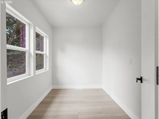 $825,000 | 234 Northeast Cleveland Avenue, Gresham, OR 97030