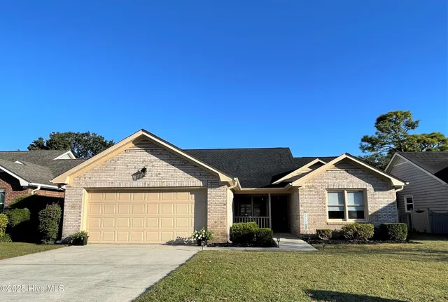 $2,300 | 347 Chattooga Place, Wilmington, NC 28412