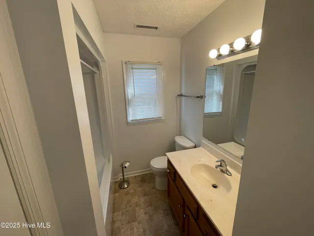 $2,300 | 347 Chattooga Place, Wilmington, NC 28412