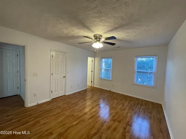 $2,300 | 347 Chattooga Place, Wilmington, NC 28412