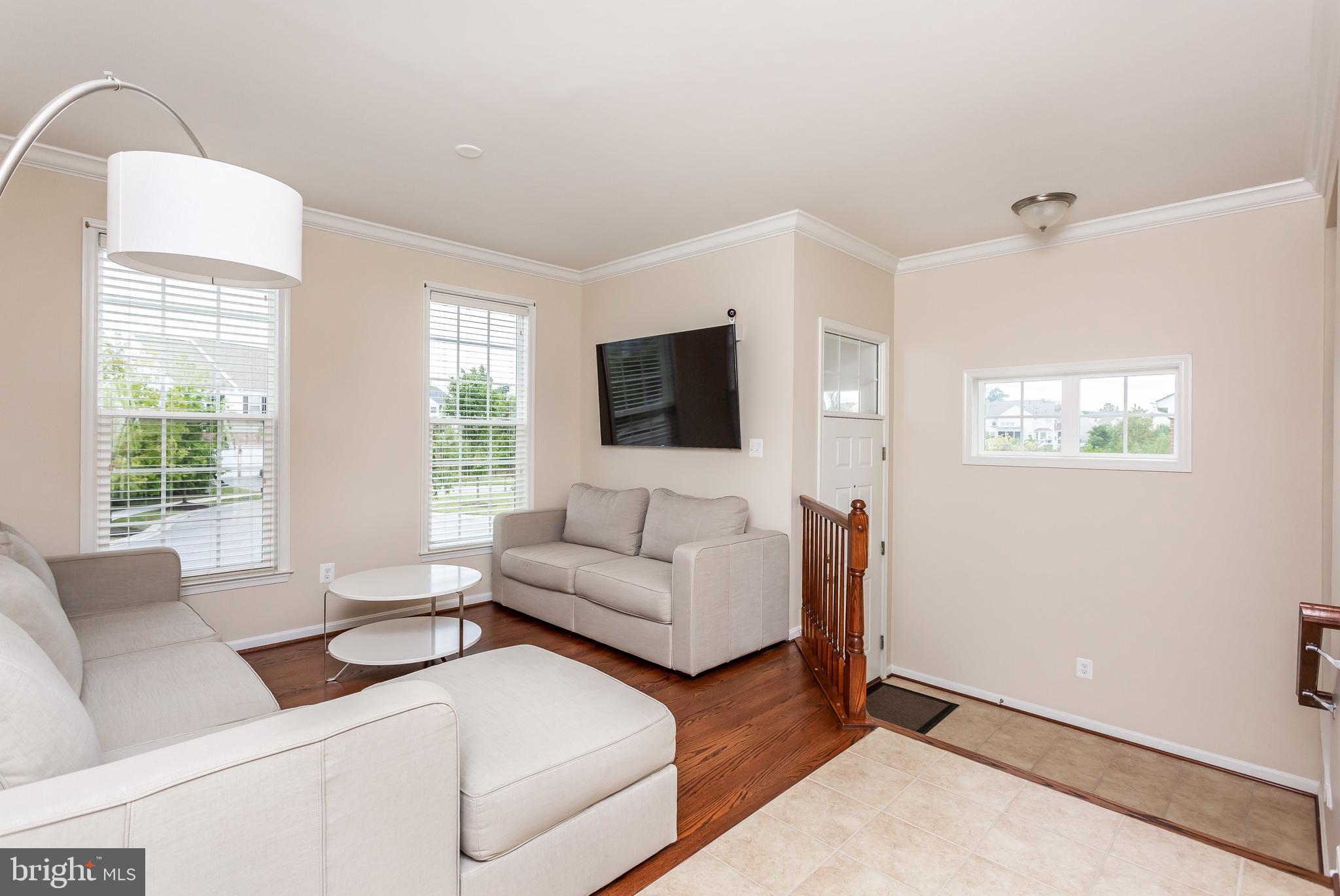 2305 Winterwood Road Baltimore, MD 21209 - Photo 4 of 46 Gallery Image 4