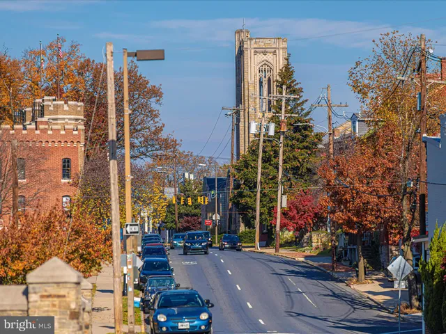 $3,200 | 210 East 2nd Street, Unit 202, Frederick, MD 21701