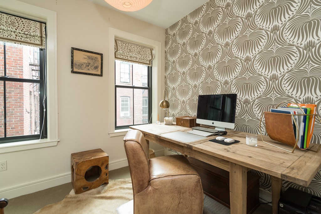 42 Garden Street, Unit 2 Boston, MA 02114 - Photo 7 of 10