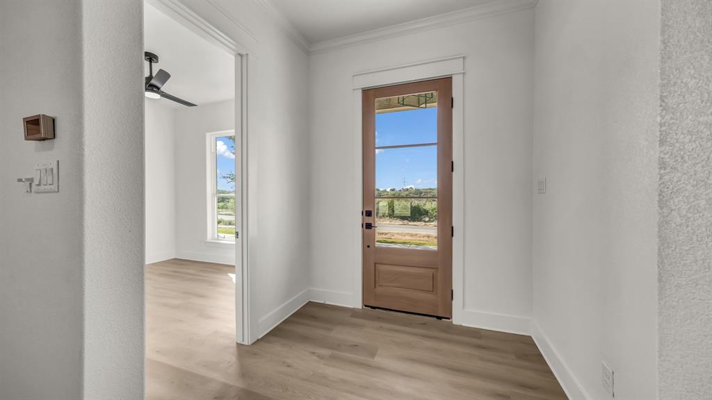 225 Jefferson Way Weatherford, TX 76088 - Photo 11 of 35 wooden floor in a gallery