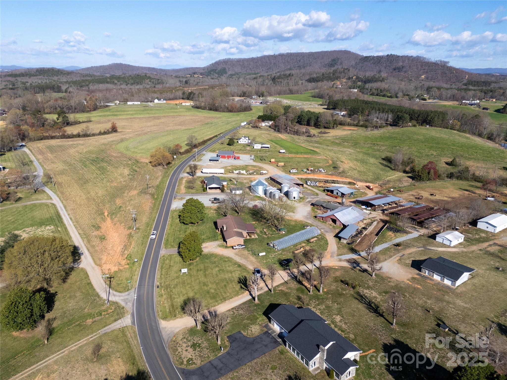 2022 Friendship Church Road Taylorsville, NC 28681 - Photo 4 of 48