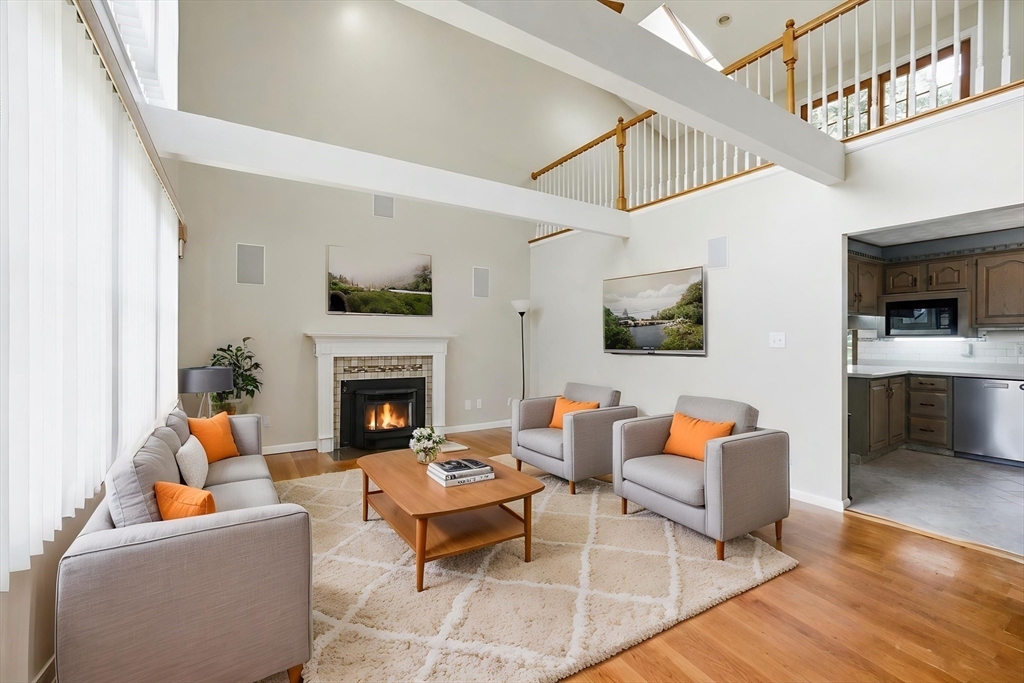 45 Stoneleigh Road Worcester, MA 01606 - Photo 4 of 42 Gallery Image 4