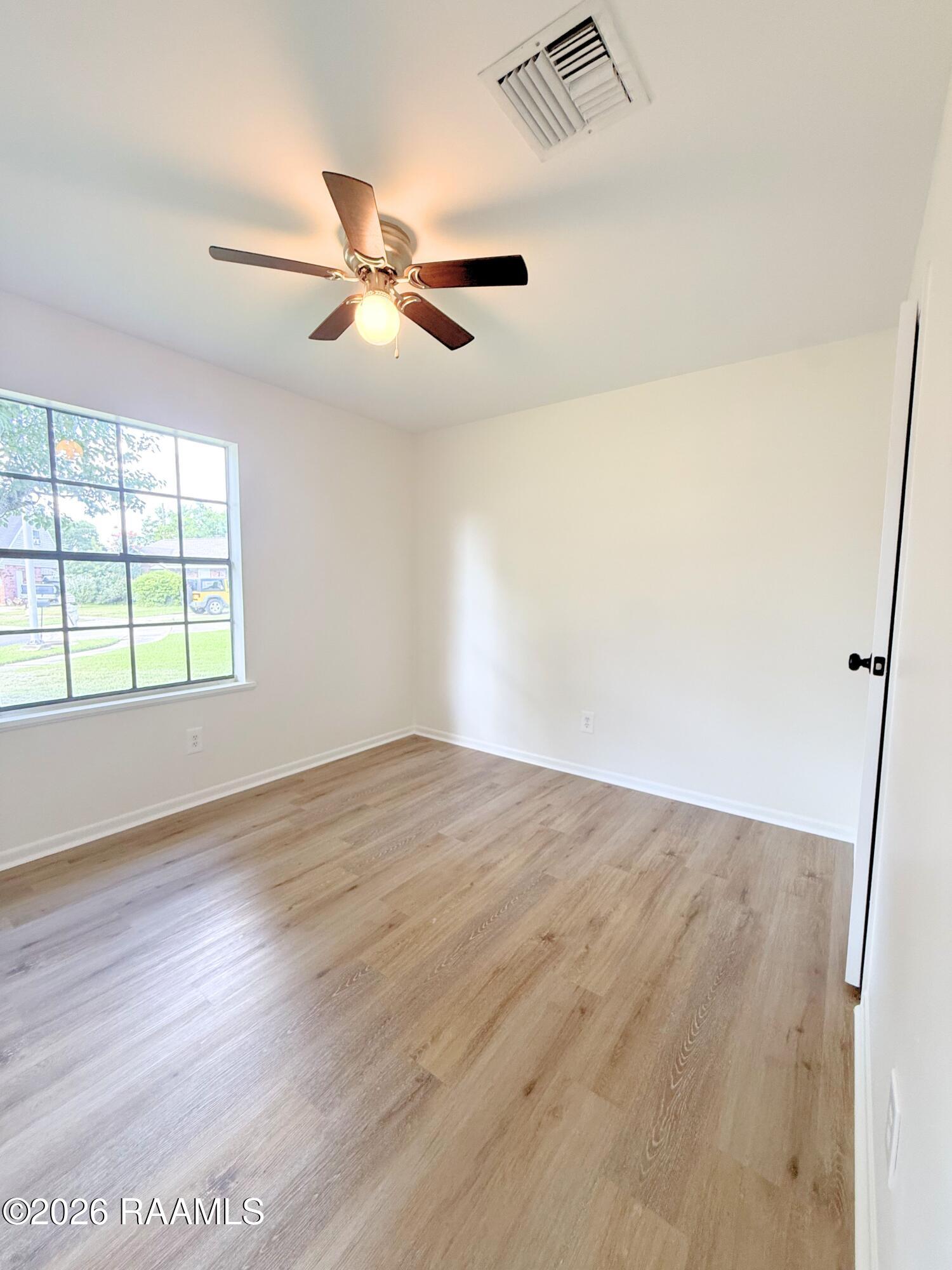 208 Castle Row Lafayette, LA 70506 - Photo 12 of 16 Bedroom 2
