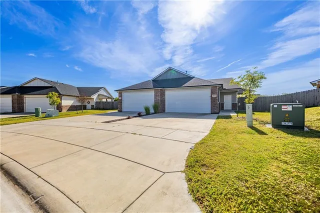 $325,000 | 5771 East Bristol Street, Wichita, KS 67220