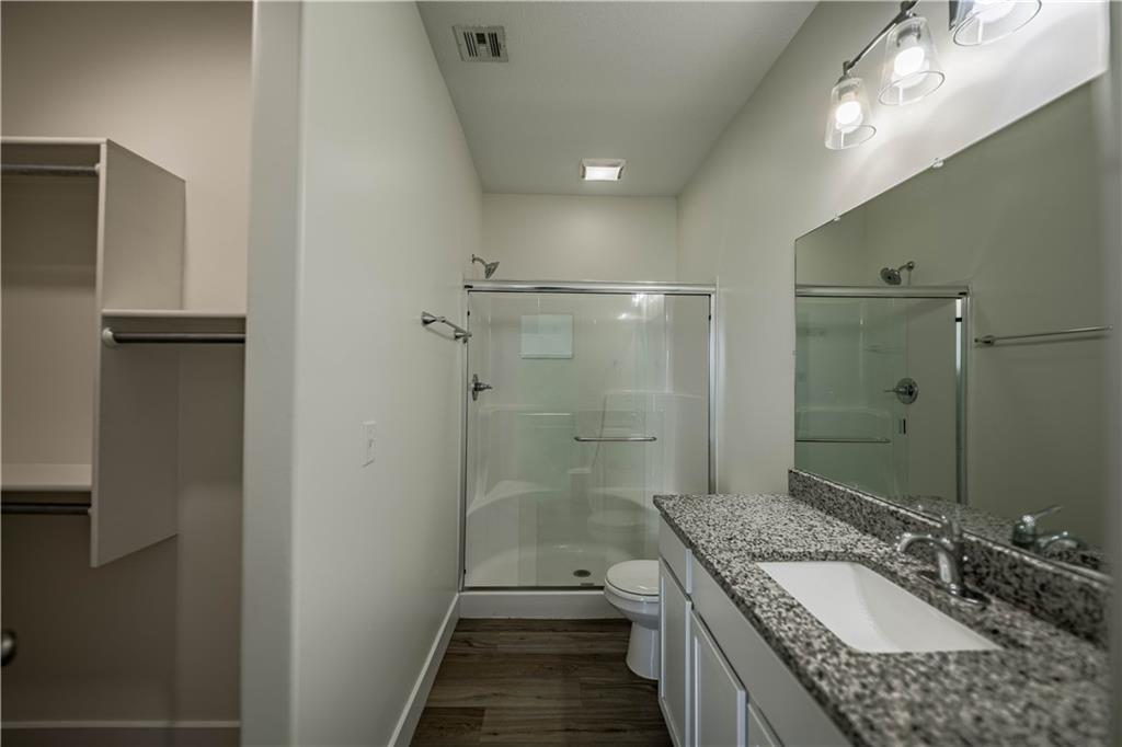 5771 East Bristol Street Wichita, KS 67220 - Photo 8 of 9