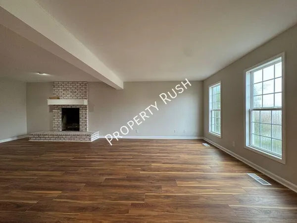 $2,495 | 2945 Old Britain Circle, Chattanooga, TN 37421