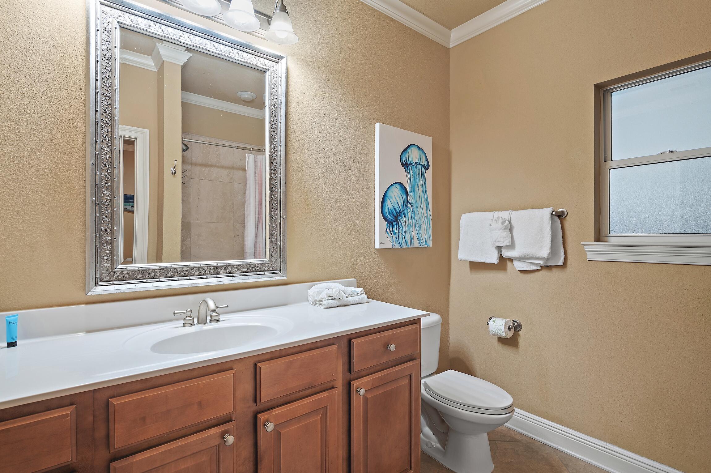 225 Grand Key Loop East Destin, FL 32541 - Photo 24 of 38 Bathroom