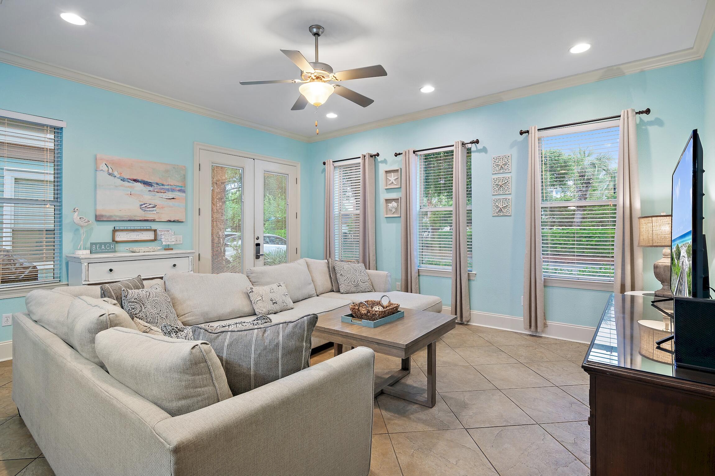 225 Grand Key Loop East Destin, FL 32541 - Photo 5 of 38 Living Room