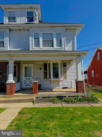 $189,900 | 935 Easton Road, Hellertown, PA 18055