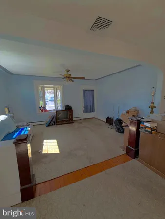 $189,900 | 935 Easton Road, Hellertown, PA 18055
