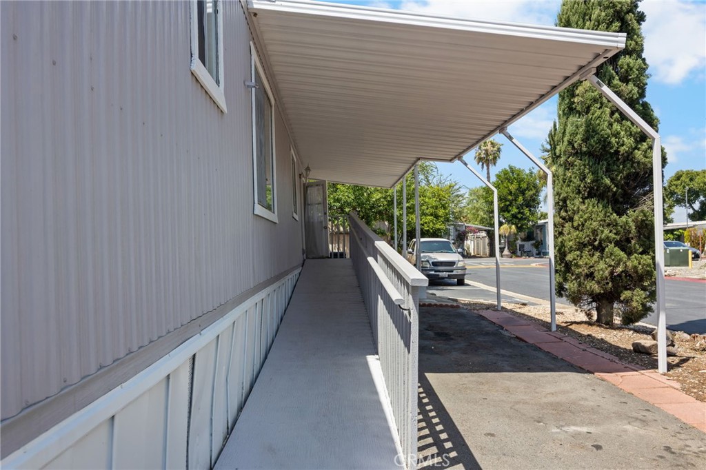 995 Pomona Road, Unit 88 Corona, CA 92882 - Photo 4 of 31