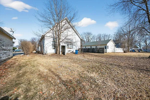 $29,000 | 1123 East 6th Avenue, Monmouth, IL 61462