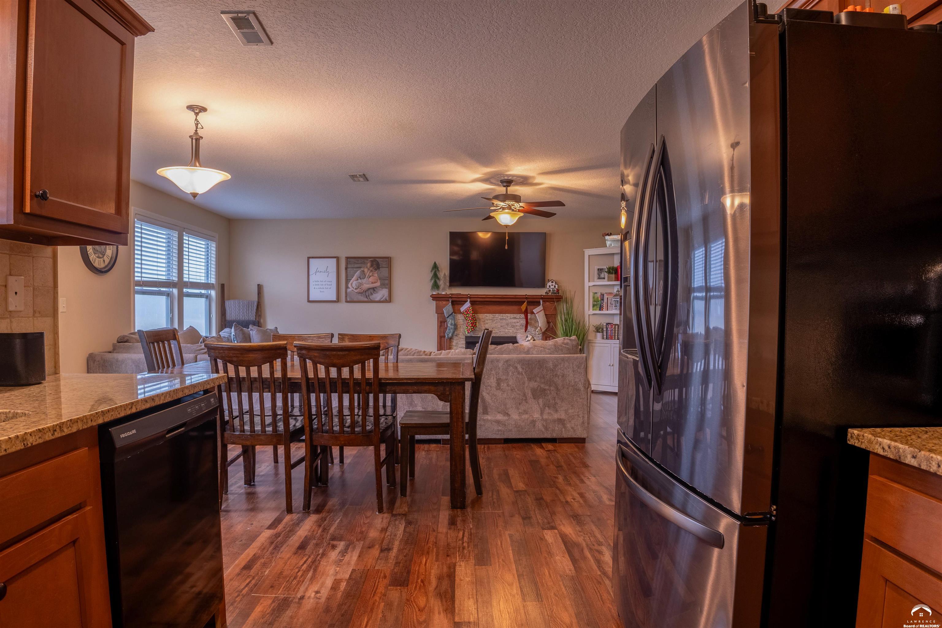 804 West 30th Street Lawrence, KS 66046 - Photo 11 of 28