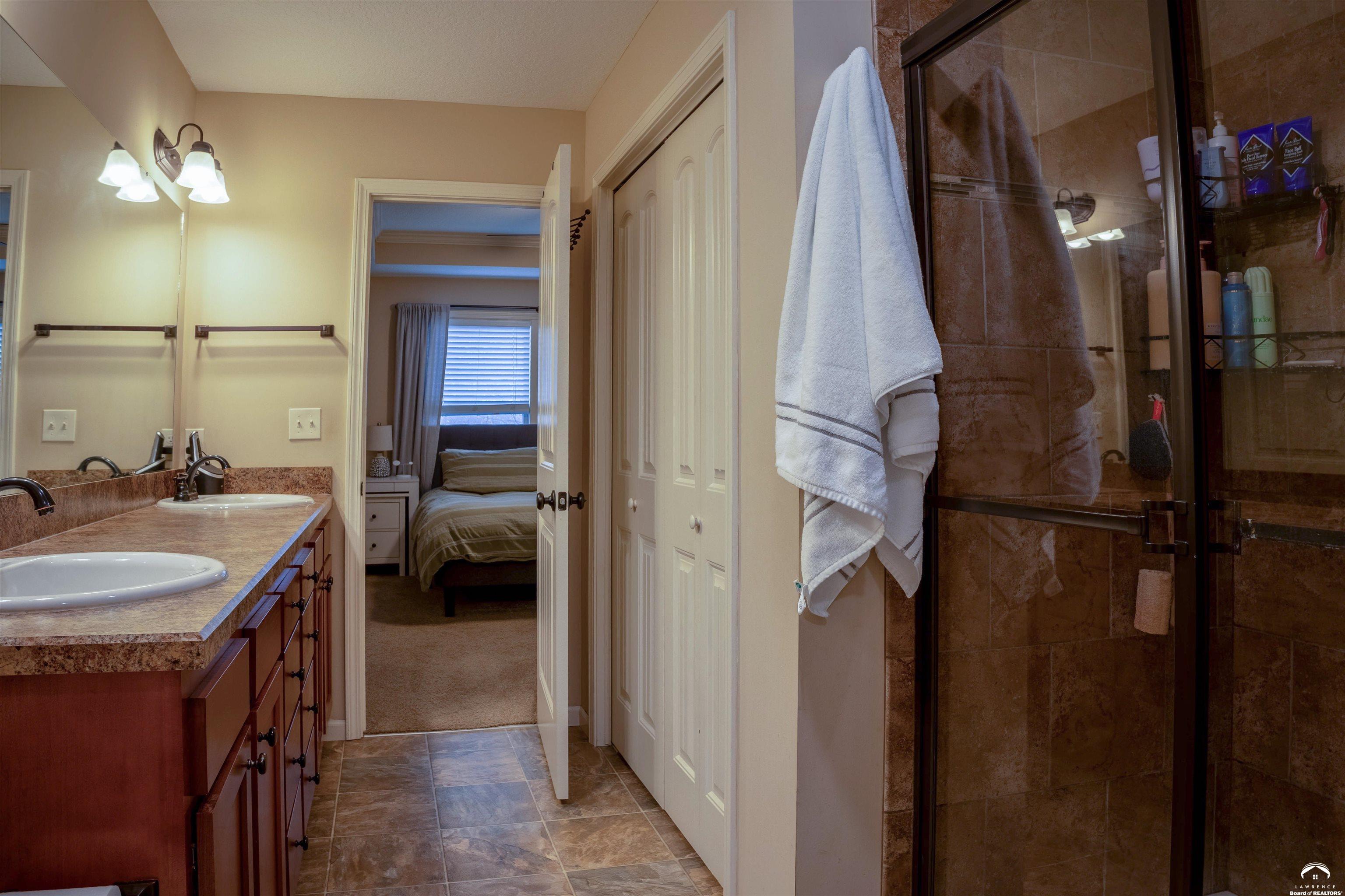 804 West 30th Street Lawrence, KS 66046 - Photo 15 of 28